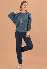 Женские костюмы на осенний период